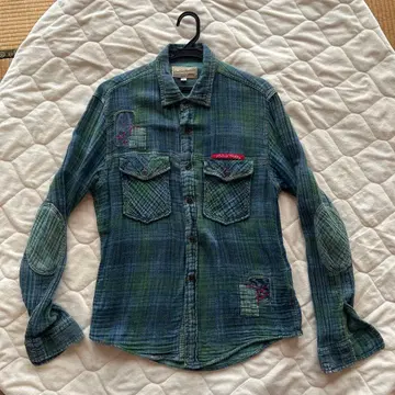 아비렉스 엘보 배치 리메이크풍 셔츠