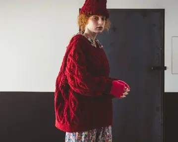 nestRobe 네스트로브 페루 핸드 니트 케이블 짜임 니트 스웨터