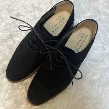 [컨디션 최상] 마가렛호웰 레이스업 윙팁 22.5 스웨이드