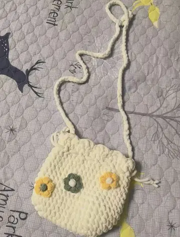 손뜨개질 구름 작은 백입니다