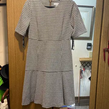 캘빈 클라인 체크 무늬 반팔 원피스 미사용 새상품