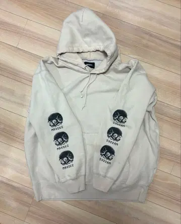MASSES 스컬 크림색 후드 부착 후드티