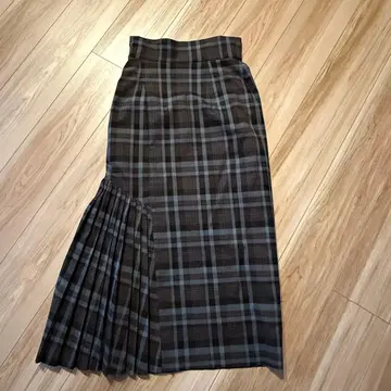 SNIDEL 체크 무늬 타이트 스커트