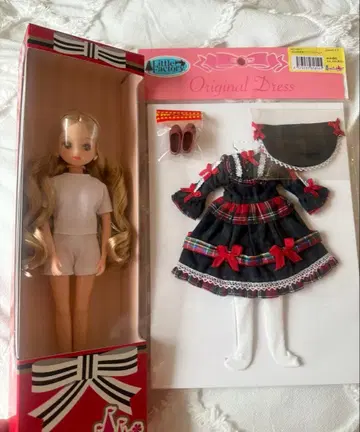 리카짱 캐슬 2025년도판 크리스마스 모델 키라짱 & 드레스