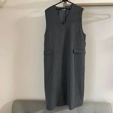 그레이 스트라이프 V넥 원피스 L 벨트 있음 장식 포켓