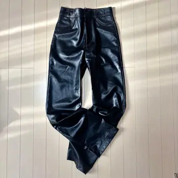 ZARA 블랙 가죽 팬츠 XS