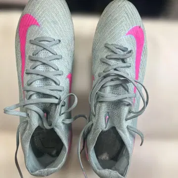 머큐리얼 16 AG 27.5