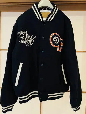 오션 퍼시픽 네이비 바시티 자켓 L 사이즈