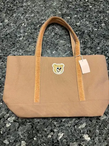러브러리 바이 페이러 올드 테디 와펜 토트백 대