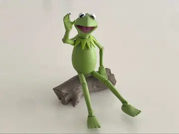 커밋과 미스 피기 액션 피규어