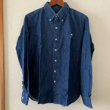 FAT 에프에이티 원포인트 로고 데님 버튼 다운 셔츠