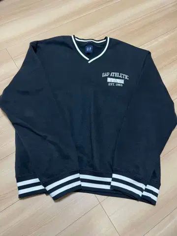 GAP 빈티지풍 맨투맨 25AW