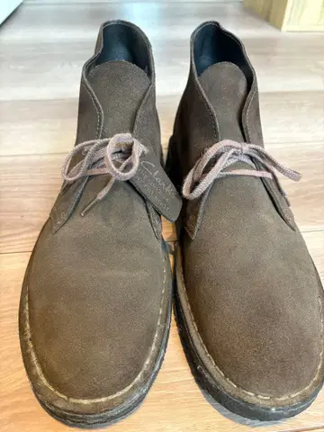 클락스 27.5cm 브라운 스웨이드 처카 부츠