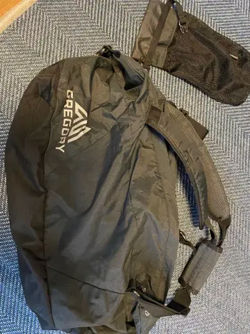 GREGORY 블랙 백 메쉬 파우치 포함