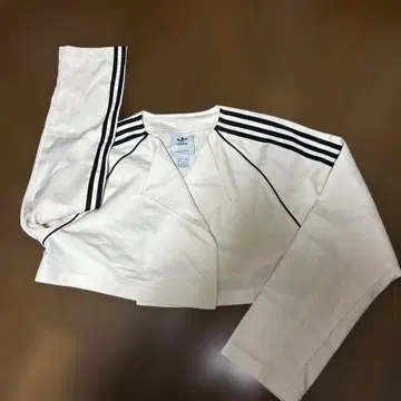 adidas 아이보리 스트라이프 크롭 자켓 숏 기장