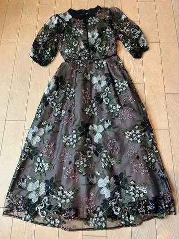 새상품 럭셔리하고 시크한 패션 드레스