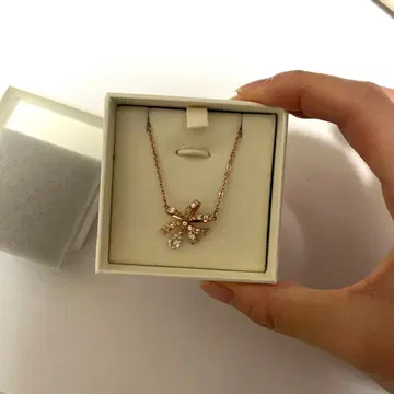 스와로브스키 목걸이