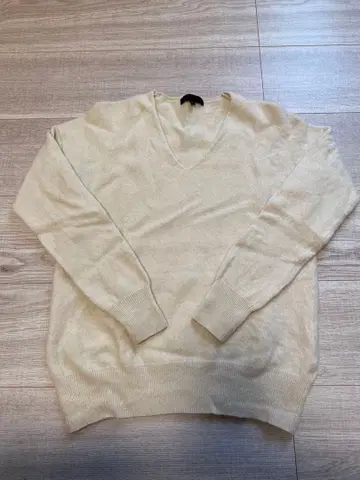 [ ICB ] 라무 울 캐시미어 V넥 스웨터