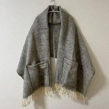 LAPUAN KANKURIT 포켓 숄