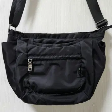 이삭 숄더백 블랙 새상품급