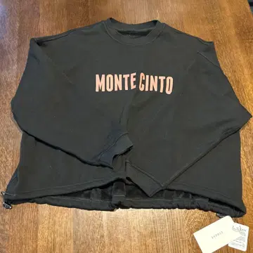 새상품 CLOCHE 속기모 리버서블 로고 풀오버.