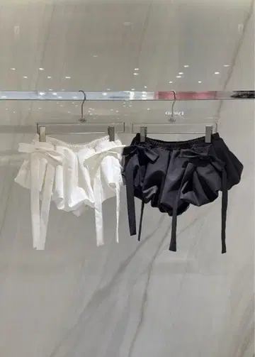 벌룬 스커트 화이트