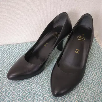 리즈라피네 컨디션 최상 천연 가죽 아몬드 토 블랙 23cm