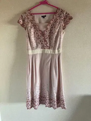 TOCCA 자수 원피스