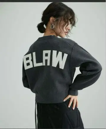 지속가능성 세탁 가능한 펠트 자수 니트 풀오버 차콜