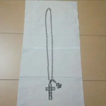 GHOST OF HARLEM 고스트 오브 할렘 크로스 목걸이