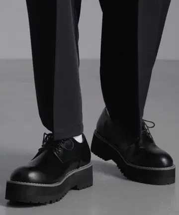 하이 솔 플레인 토 슈즈