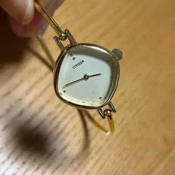 수동 와인딩 가동 시티즌 4-678028S 뱅글 워치 팔찌