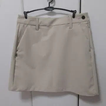 새상품 B5 IEFING 골프 스커트 베이지 S 봄/여름용