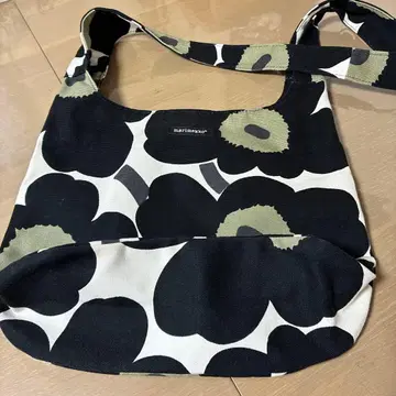 marimekko 플라워 패턴 숄더백