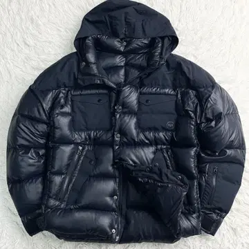 새상품급 레어 SOPHNET. 'FSF' 트리플 콜라보 다운 자켓 블랙