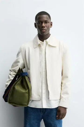 [ 가격 인하 협상 대환영 ] ZARA 아이보리 XL 점퍼