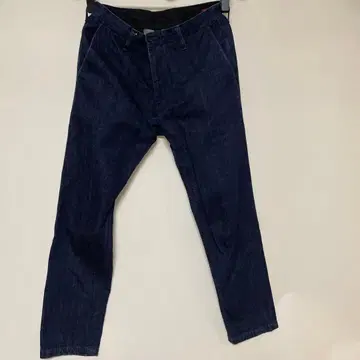 BRU NA BOINNE 다크 블루 데님