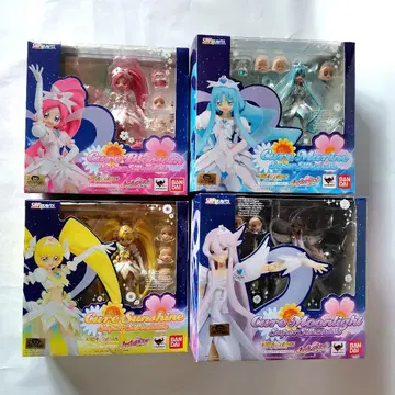 S.H.Figuarts 하트캐치 프리큐어 슈퍼 실루엣 4체 세트