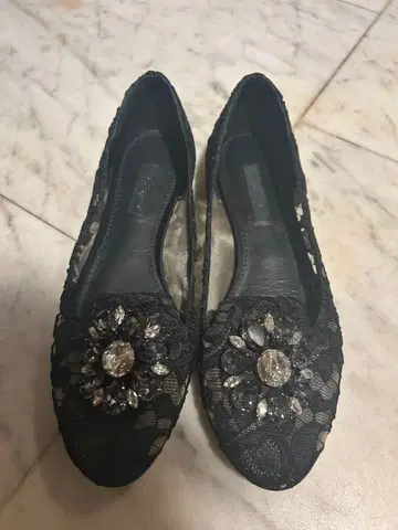 돌체앤가바나 플랫슈즈