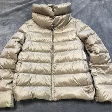 BENETTON 다운 자켓 M 사이즈