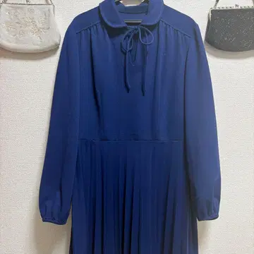 빈티지 네이비 카라 부착 리본 플리츠 원피스