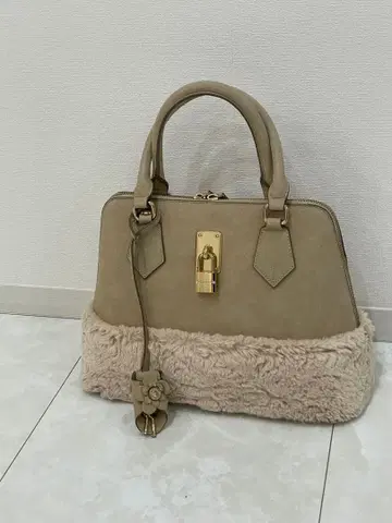 스웨이드 퍼 핸드백 Samantha Thavasa 사만다 타바사