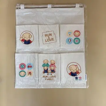 파밀리아 RUN & LOVE 수납 랙 포켓 부착