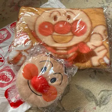 호빵맨 얼굴형 미니백 후드 부착 담요 2세트