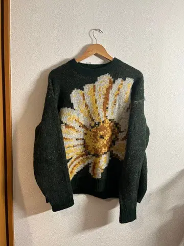 RODEO CROWNS flower knit M