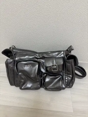 X-girl 블랙 숄더백 합성 피혁 4 포켓