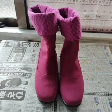 핑크 접이식 디자인 부츠 24.5cm