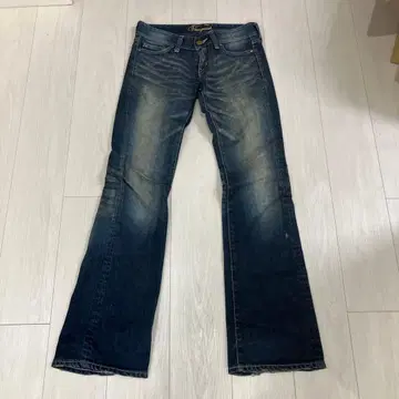 새상품급! Vanquish GOLD 스트레이트 데님 다크 블루