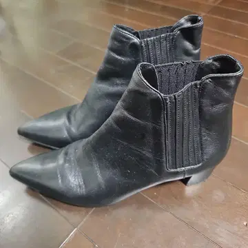 데프레 블랙 가죽 부티 스틸레토