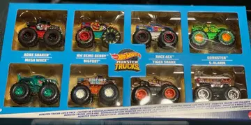 Hot Wheels Monster Trucks 8대 세트 크리스마스